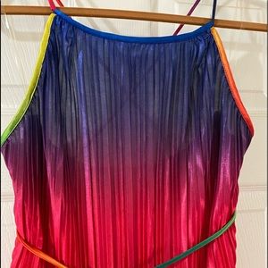 Beautiful rainbow sundress 🌈